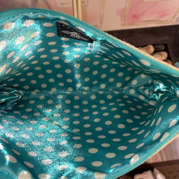 Bosom Buddy by Lodi Lerch Cosmetic or Clutch Bag - Picture 6 of 6